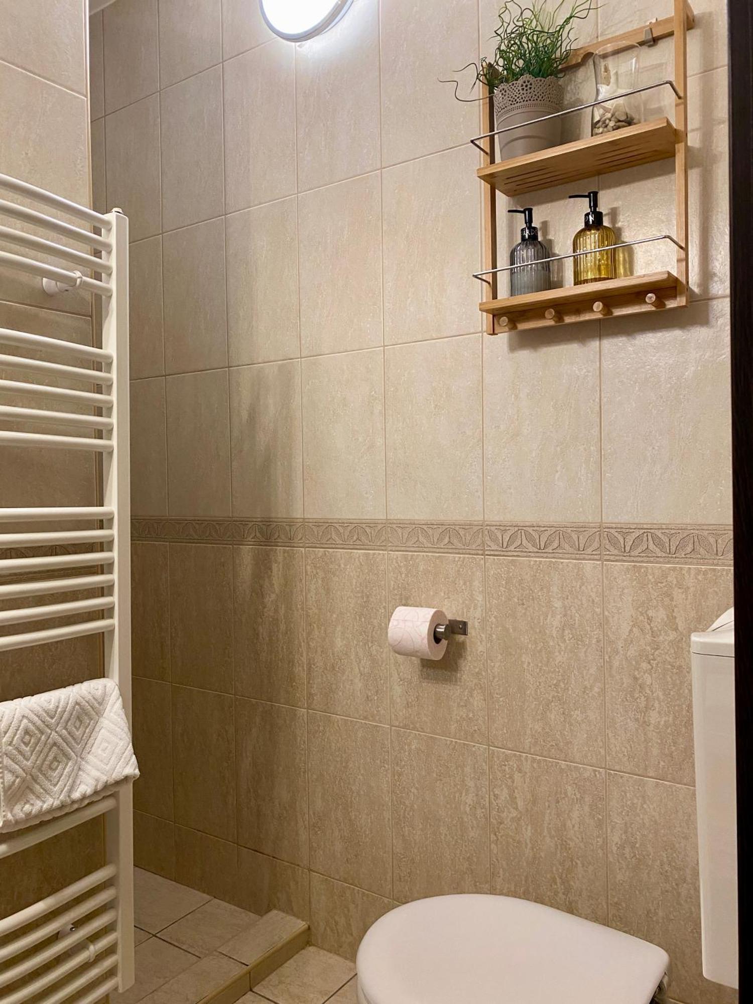 Hotel Bellevue Vendeghaz 2 Vác Zewnętrze zdjęcie