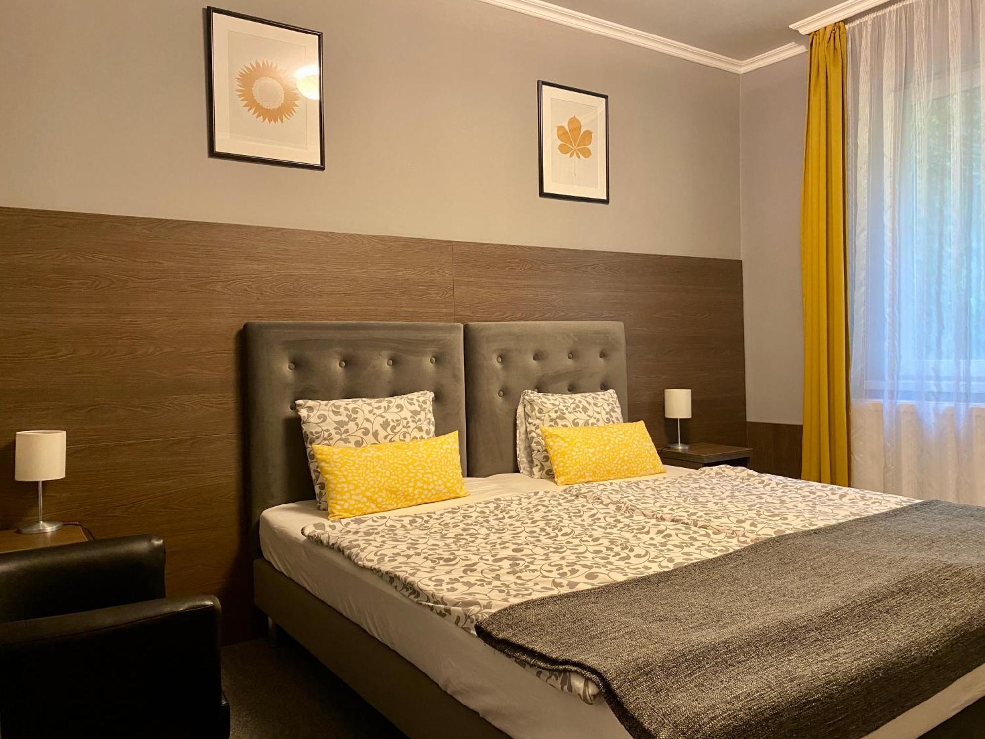 Hotel Bellevue Vendeghaz 2 Vác Zewnętrze zdjęcie