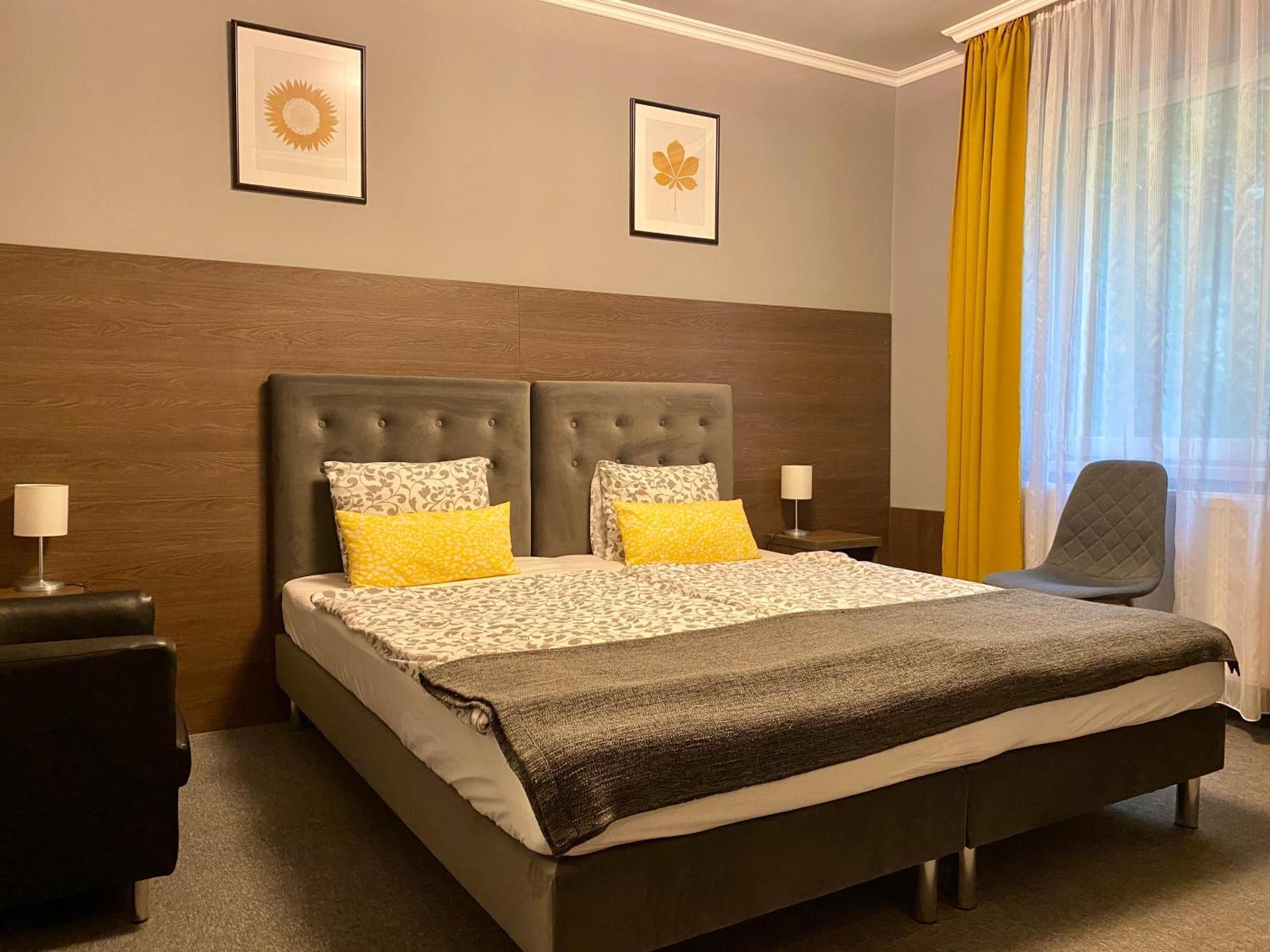 Hotel Bellevue Vendeghaz 2 Vác Zewnętrze zdjęcie