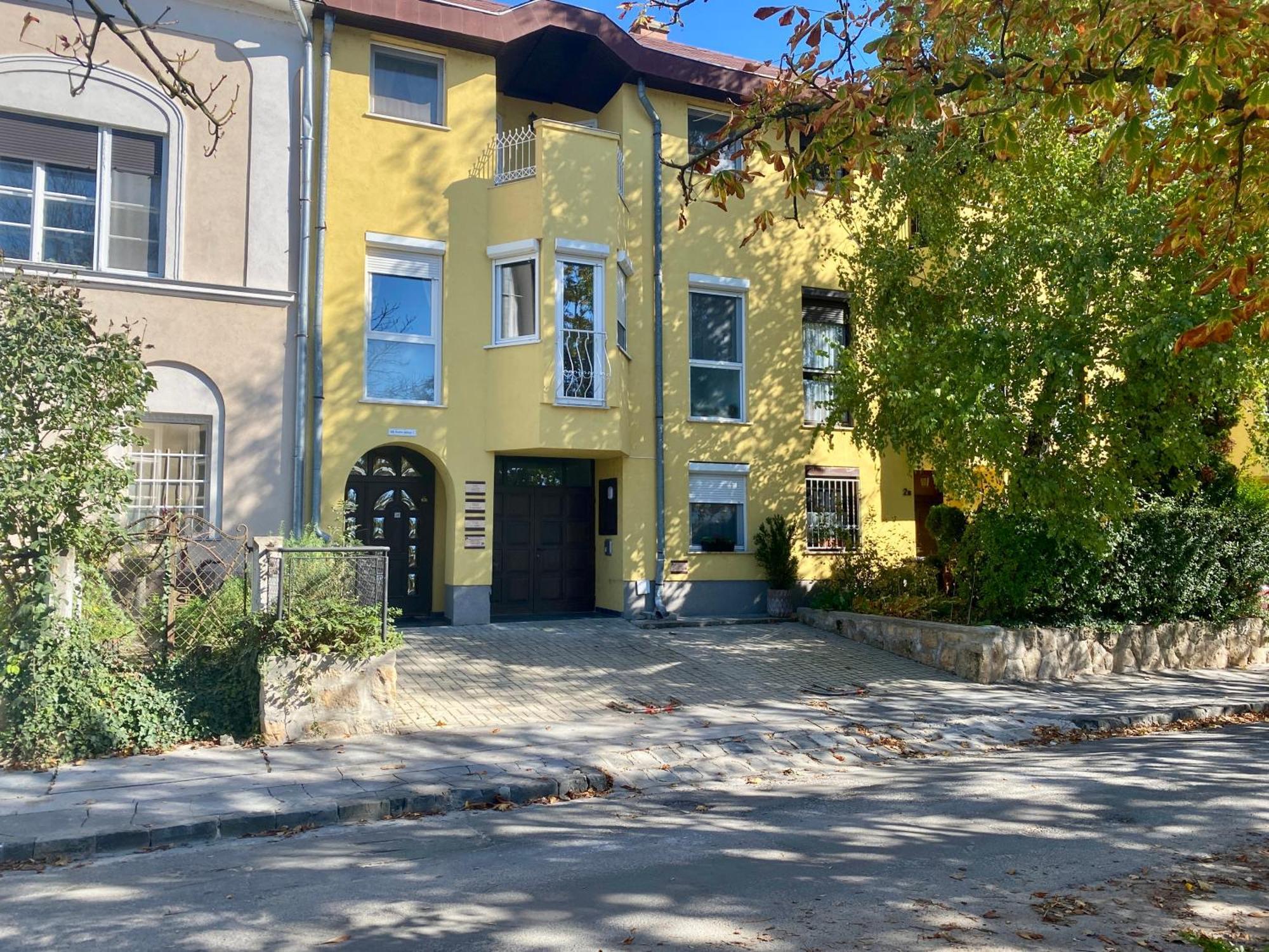 Hotel Bellevue Vendeghaz 2 Vác Zewnętrze zdjęcie