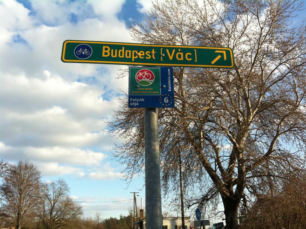 Hotel Bellevue Vendeghaz 2 Vác Zewnętrze zdjęcie
