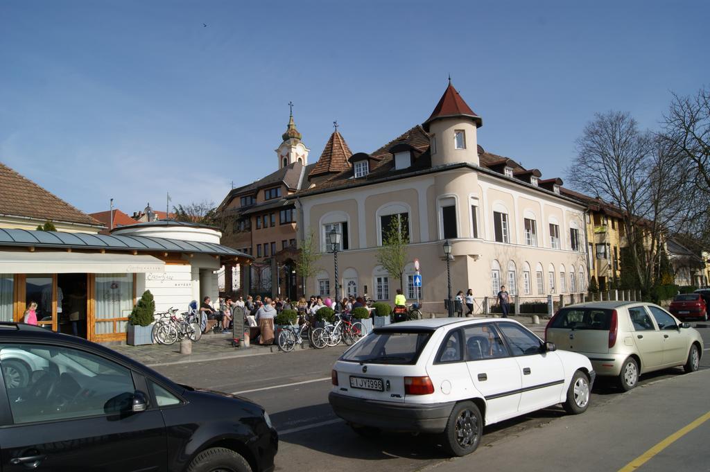 Hotel Bellevue Vendeghaz 2 Vác Zewnętrze zdjęcie